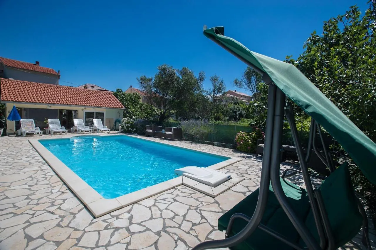 Family Friendly Apartments With A Swimming Pool Supetarska Draga - Donja, Rab - 2019