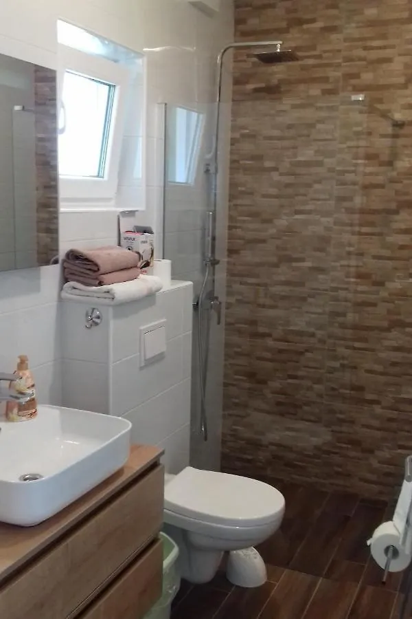 Family Friendly Apartments With A Swimming Pool Supetarska Draga - Donja, Rab - 2019