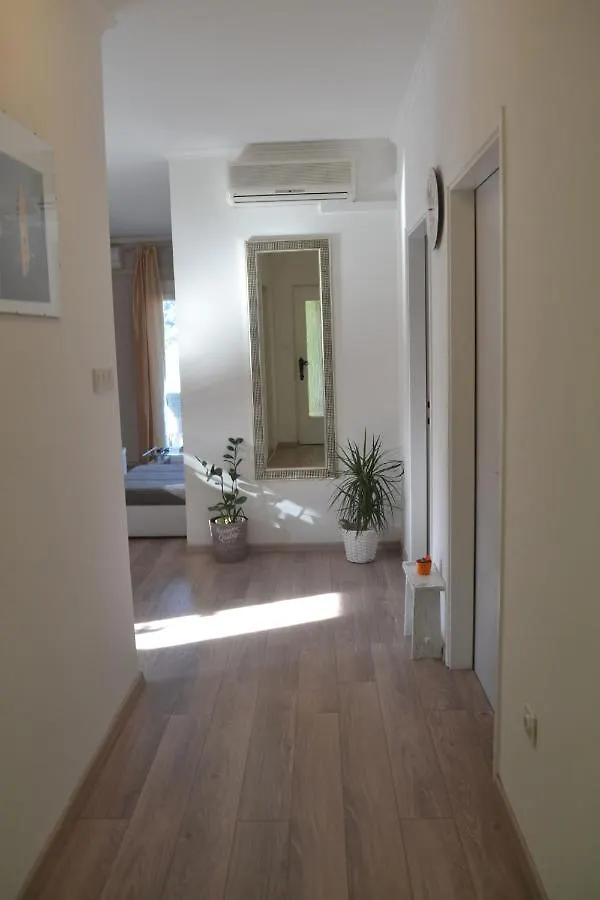 Family Friendly Apartments With A Swimming Pool Supetarska Draga - Donja, Rab - 2019