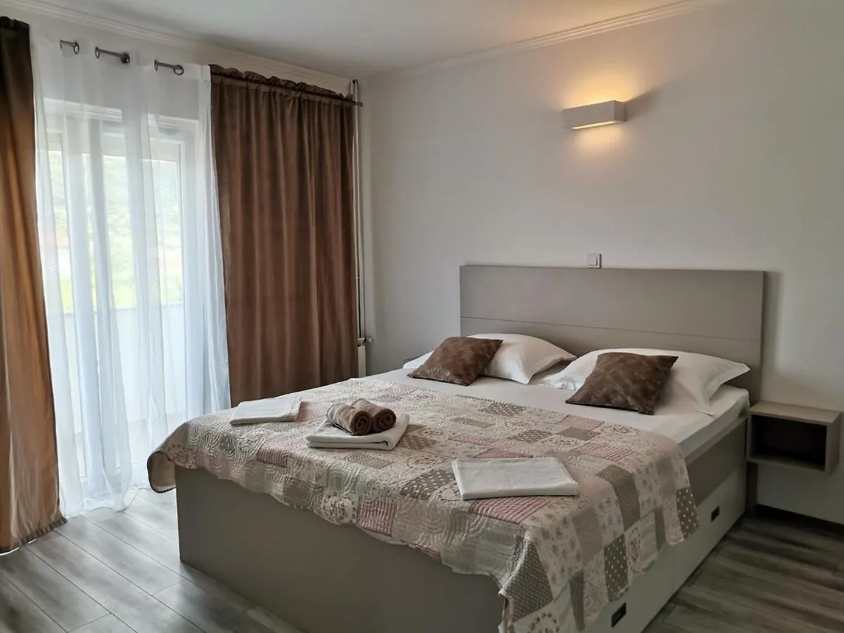 Family Friendly Apartments With A Swimming Pool Supetarska Draga - Donja, Rab - 2019