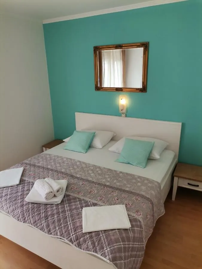 Family Friendly Apartments With A Swimming Pool Supetarska Draga - Donja, Rab - 2019 Croatia