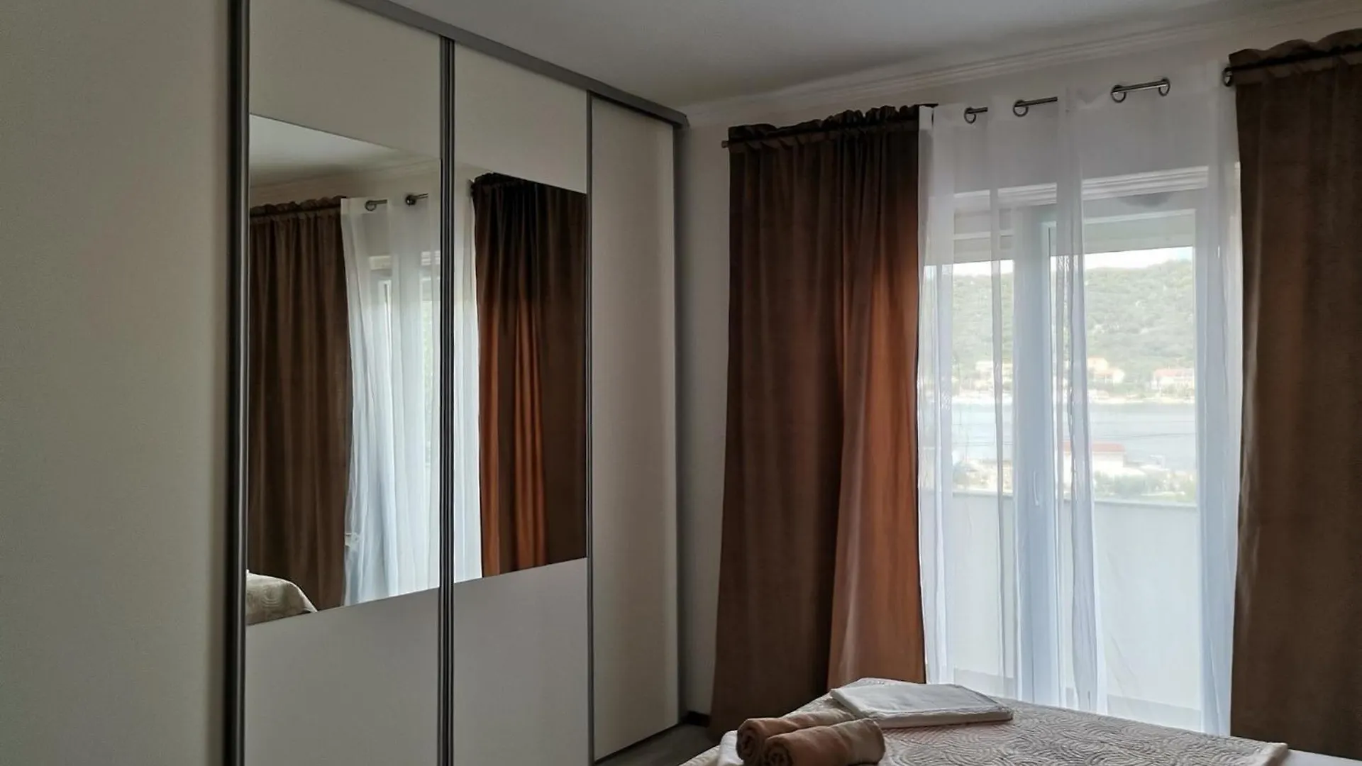 Family Friendly Apartments With A Swimming Pool Supetarska Draga - Donja, Rab - 2019 Croatia