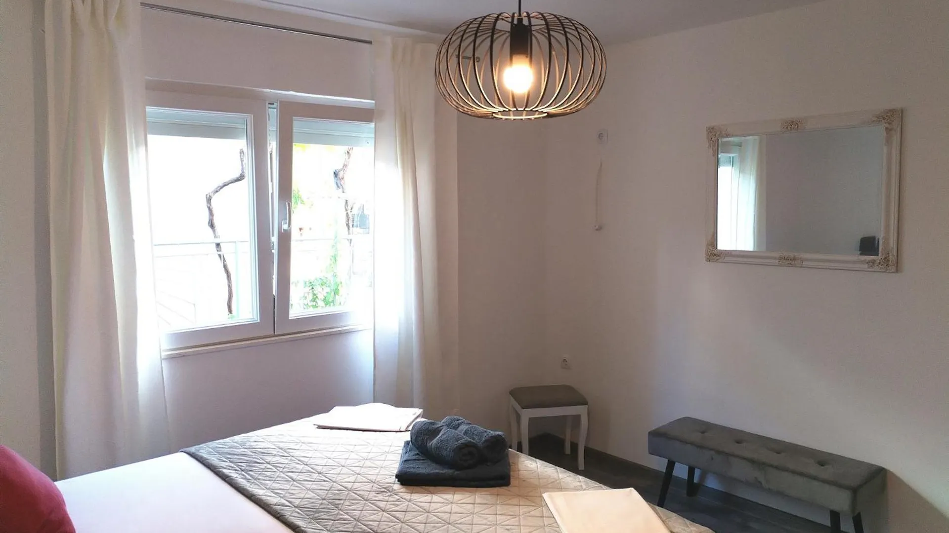 Family Friendly Apartments With A Swimming Pool Supetarska Draga - Donja, Rab - 2019