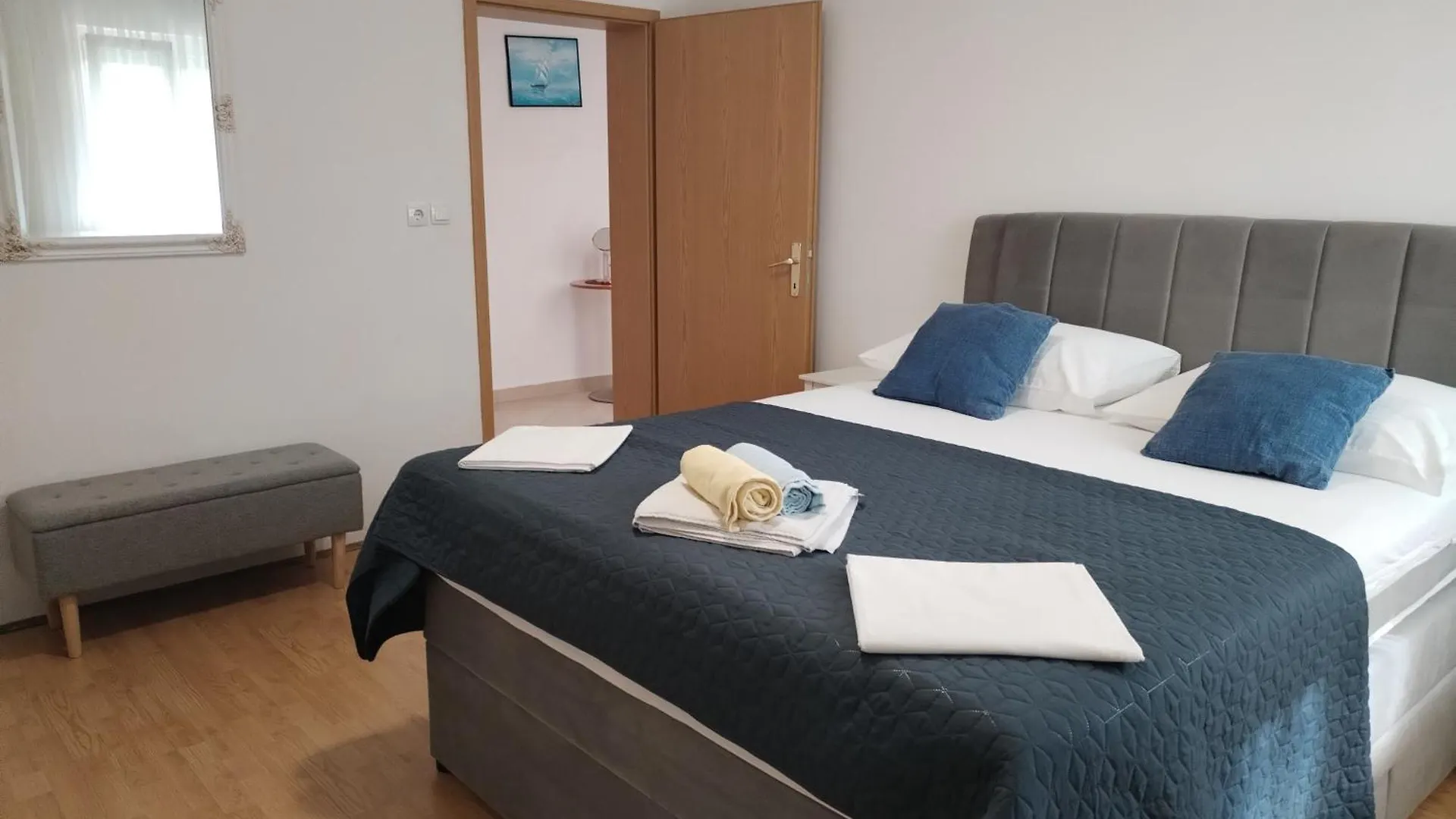 Family Friendly Apartments With A Swimming Pool Supetarska Draga - Donja, Rab - 2019