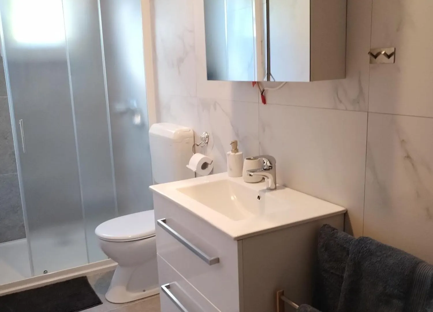 Family Friendly Apartments With A Swimming Pool Supetarska Draga - Donja, Rab - 2019 0*,  Croatia